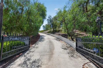 43973 El Lucero Place