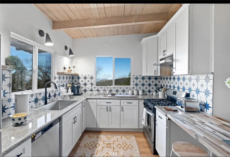Photo 2 of 54330 Tahquitz View
