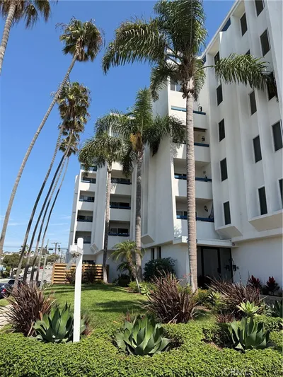 200 S Catalina Avenue 407