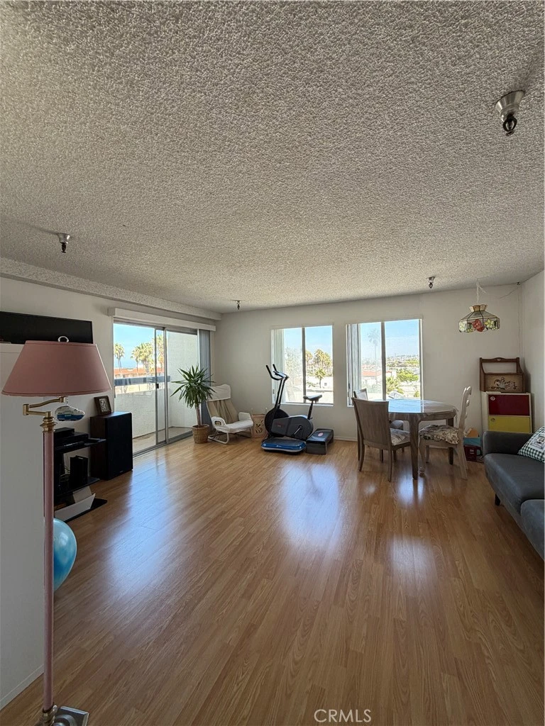 Interior 2