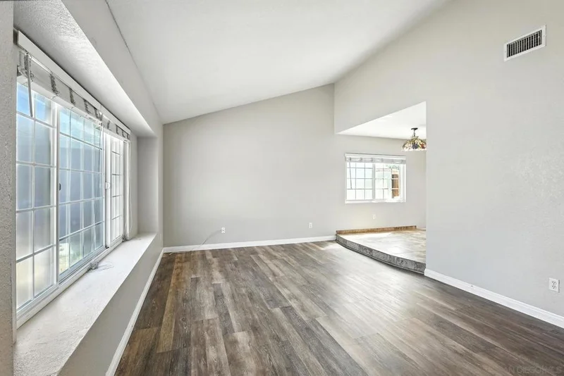 Photo 2 of 4439 Powderhorn Drive