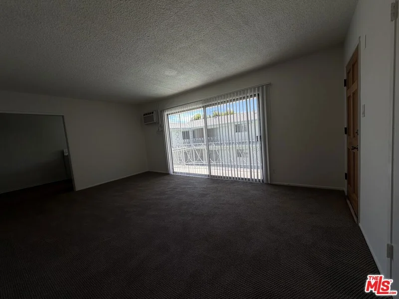 Photo 2 of 1244 4th Avenue