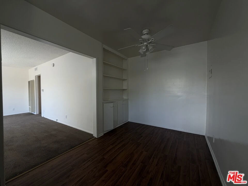 Interior 3