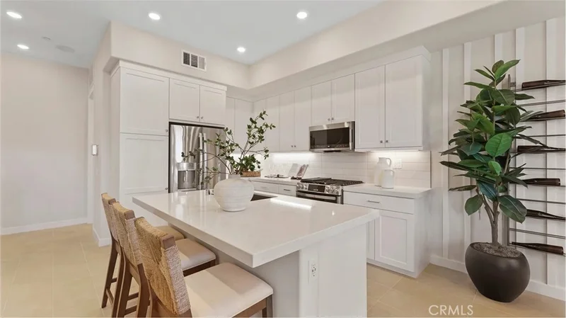 Photo 2 of 1445 Snowberry Place