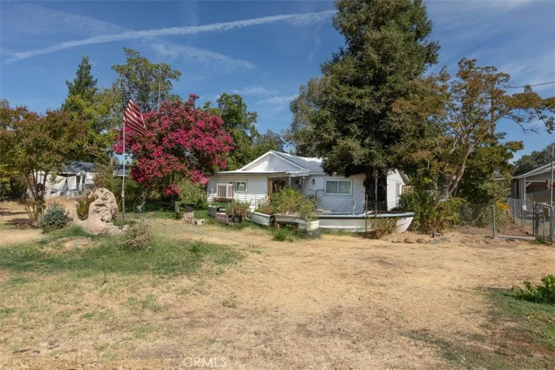 Photo 2 of 2421 Monte Vista Avenue
