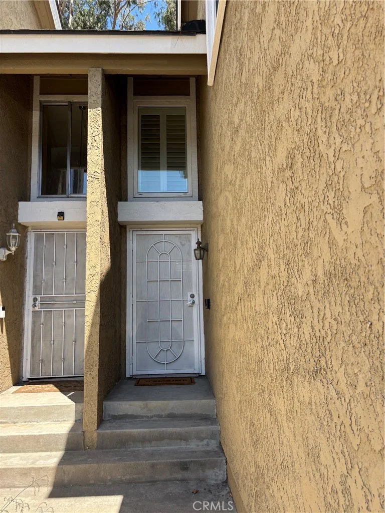 Photo 2 of 2321 S Magnolia Avenue 14E