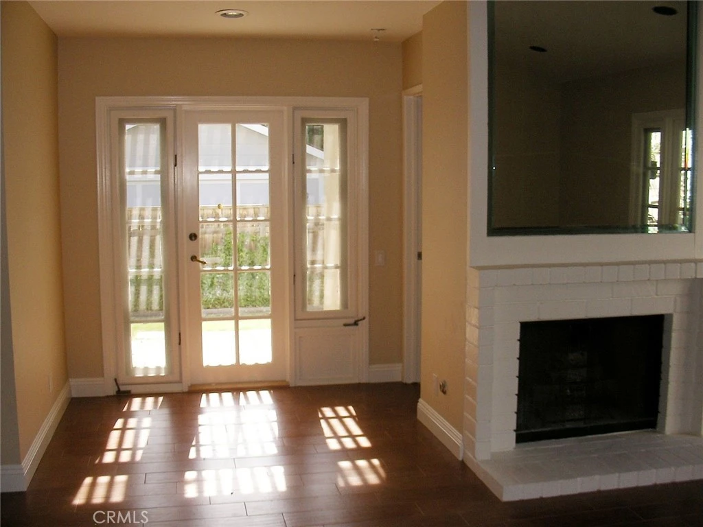 Interior 3