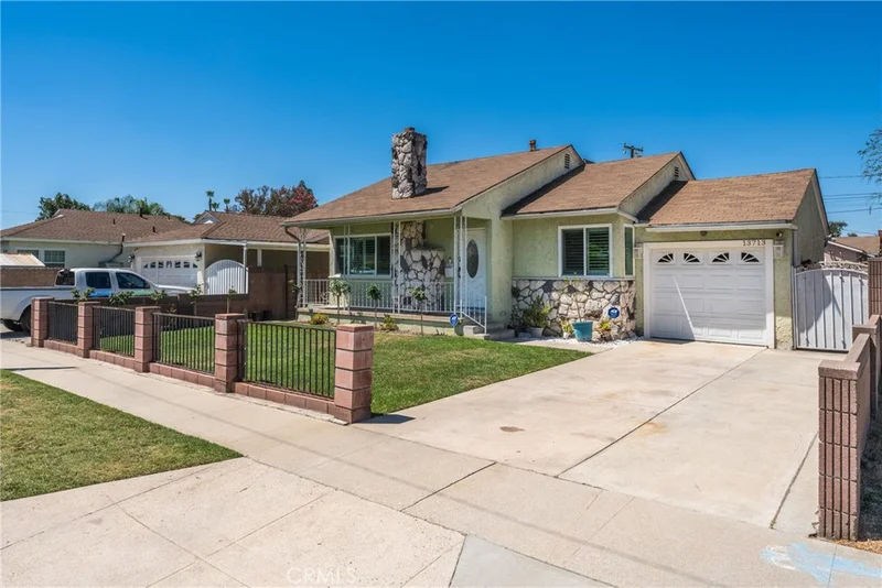Photo 2 of 13713 Arlee Avenue