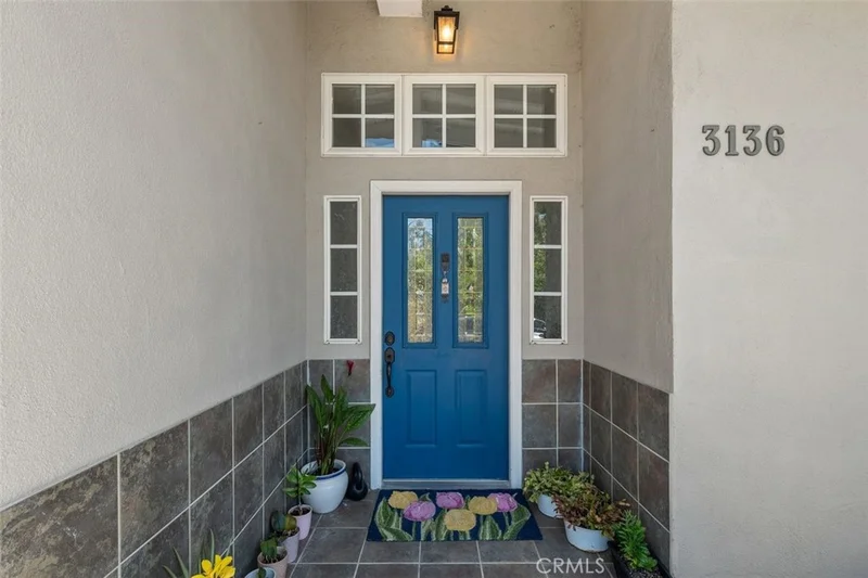 Photo 2 of 3136 Frances Avenue