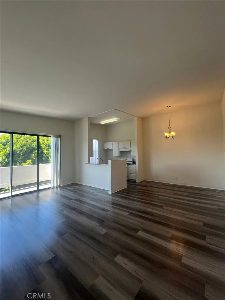 Interior 3
