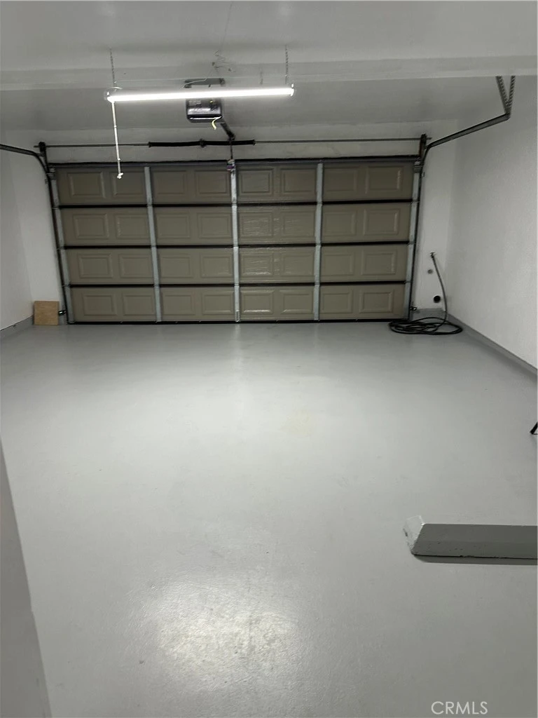 Interior 4