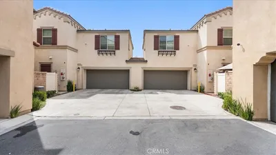 805 Cranberry Way
