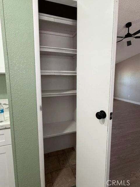 Interior 4