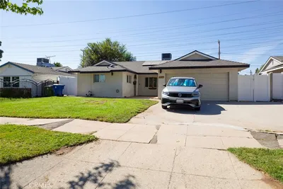 11377 Gaynor Ave photo 2