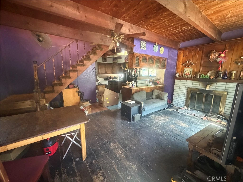 Interior 1