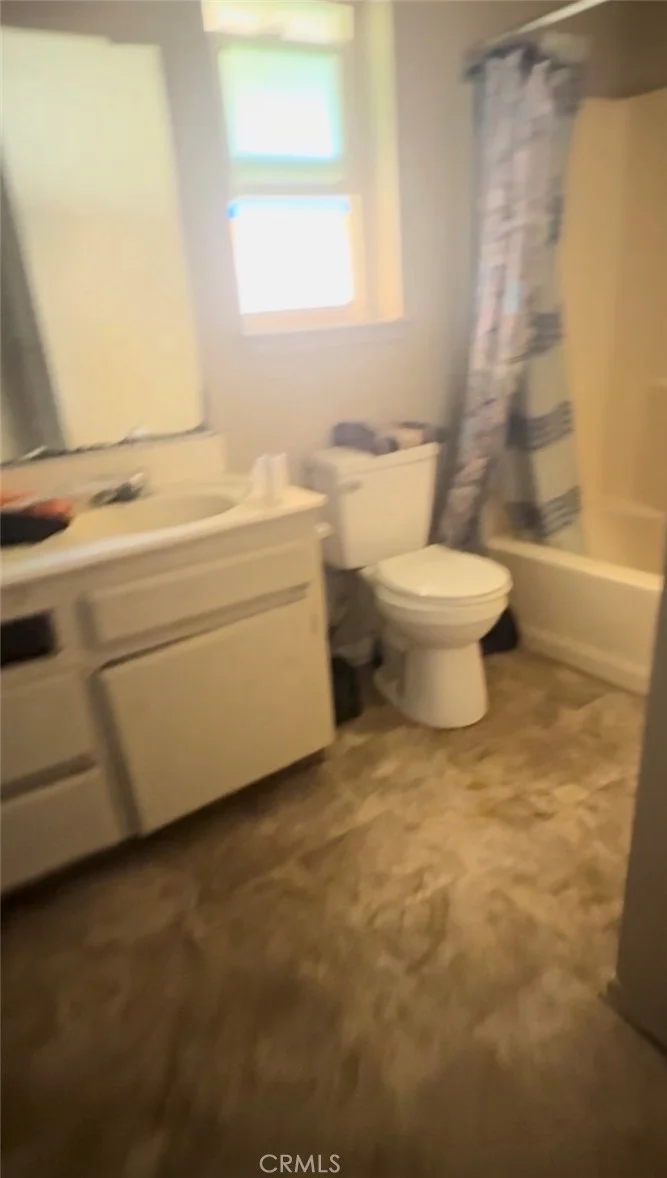 Photo 2 of 40332 162nd E