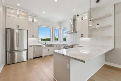 100 Koa Court, Palo Alto, CA 94306