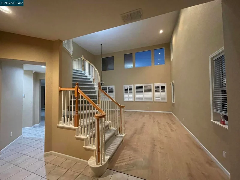Photo 2 of 2649 Torrey Pines Dr