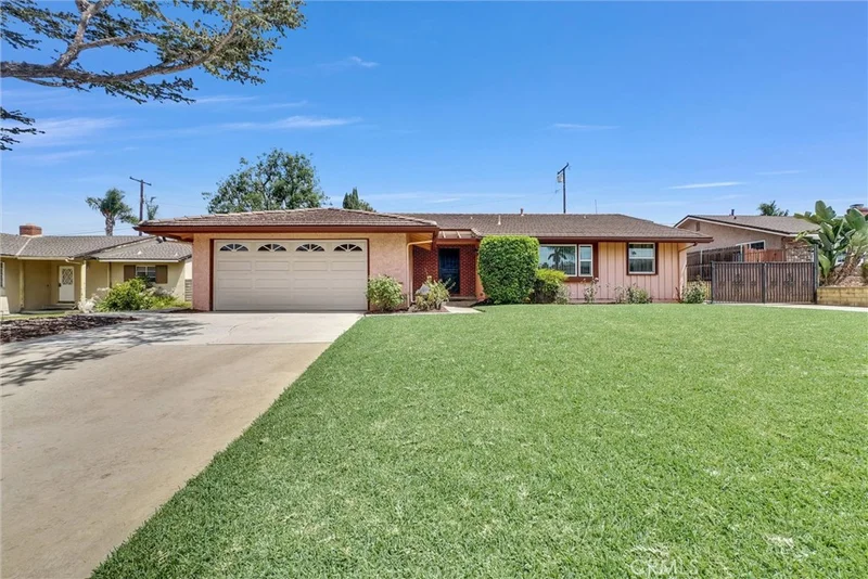 928 S Shasta, West Covina, CA 91791
