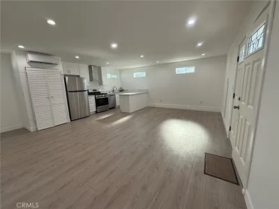 10018 Aqueduct Avenue