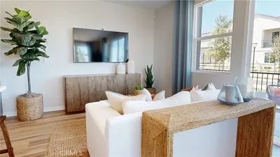 4219 S Gasly Paseo