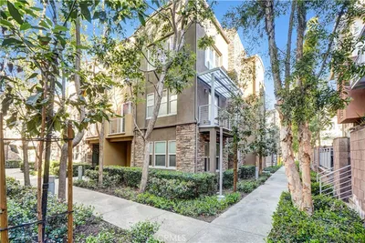226 E Jeanette Lane