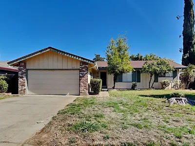 2453 Aramon Dr,