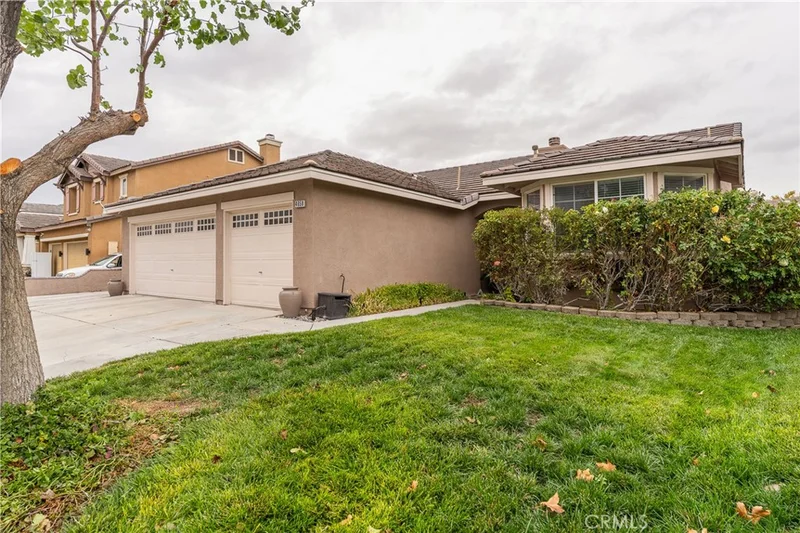 4659 W Ave J4 photo 2