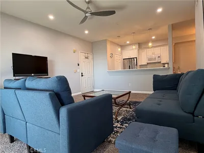 375 Central 186