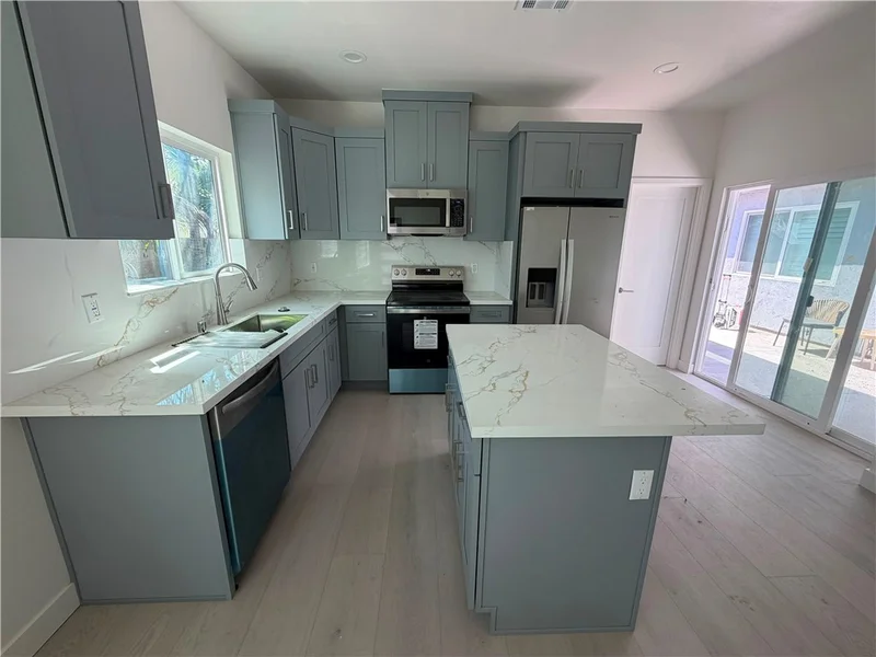 16302 MOUNT NIMBUS ST photo 2