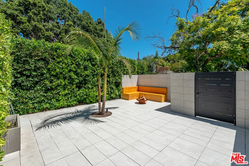 11331 Cashmere Street photo 2