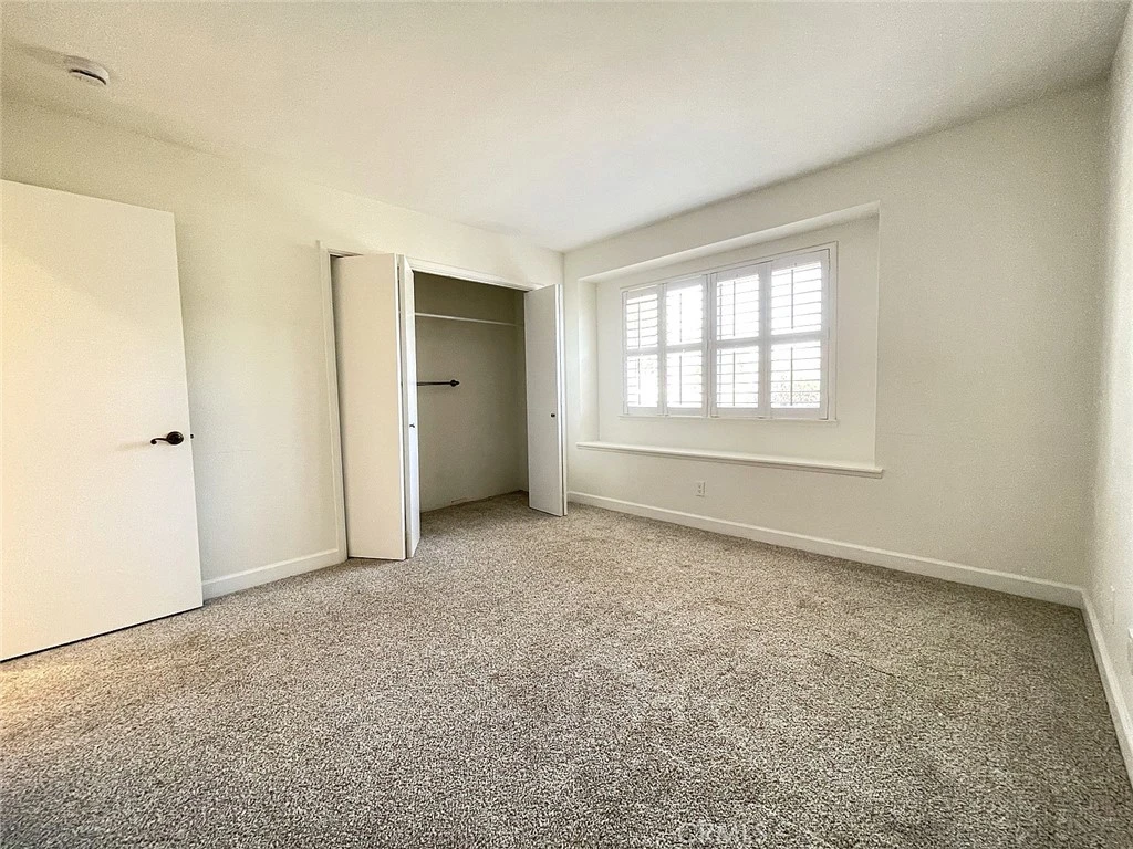 Interior 4