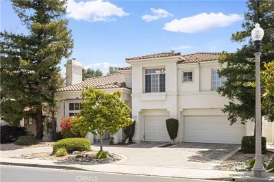 5776 Parkcrest Dr photo 2