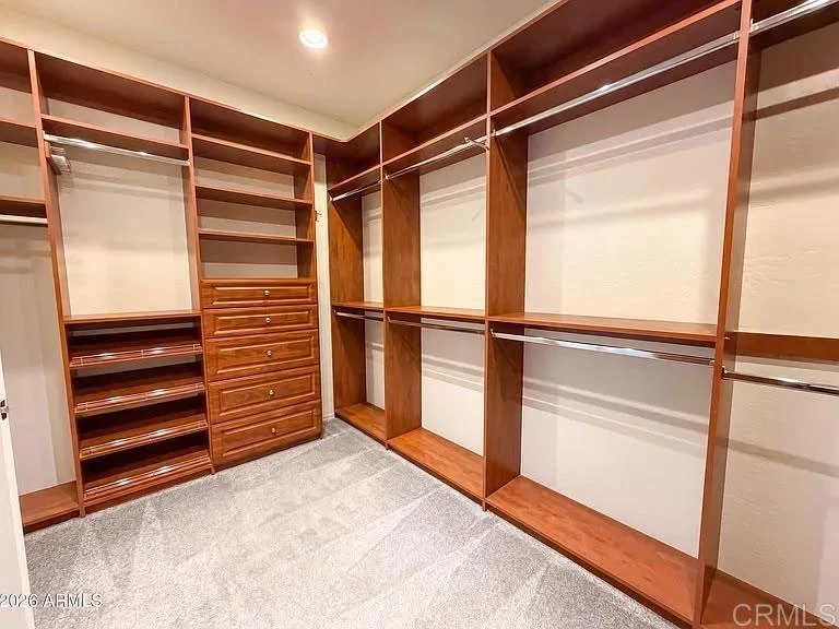 Interior 4