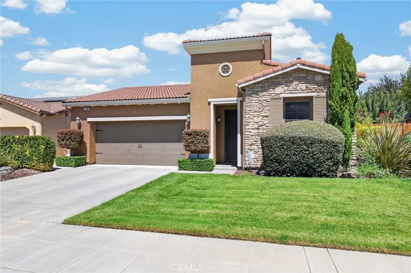 3745 Robinwood