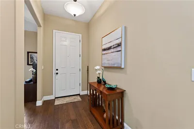 3745 Robinwood photo 2