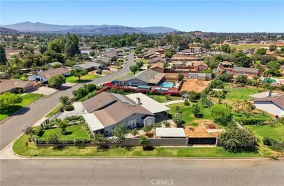 8326 Saddle Creek Drive photo 2