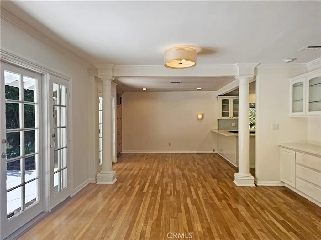 Interior 2