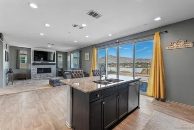 3048 Eveningcloud St, Hemet, CA 92543