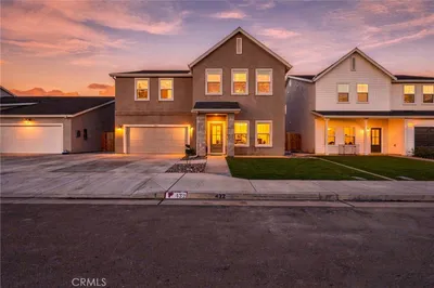 432 University Drive photo 2