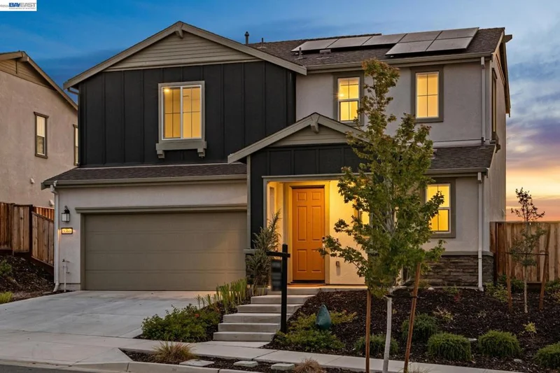 5389 Santini Ln photo 2
