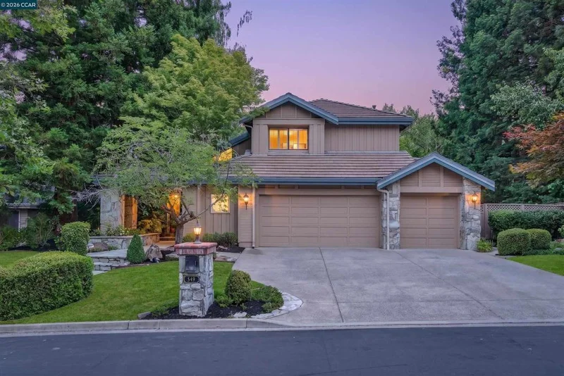 549 Buttonwood Dr