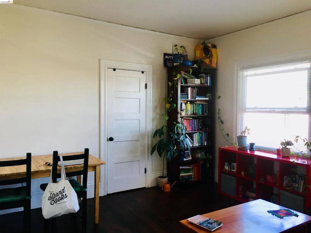 Interior 2