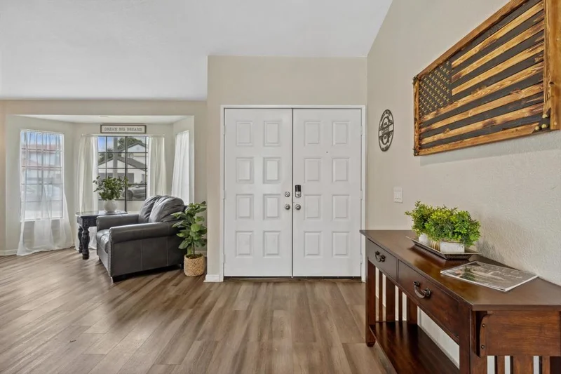 45558 Indian River Road photo 2