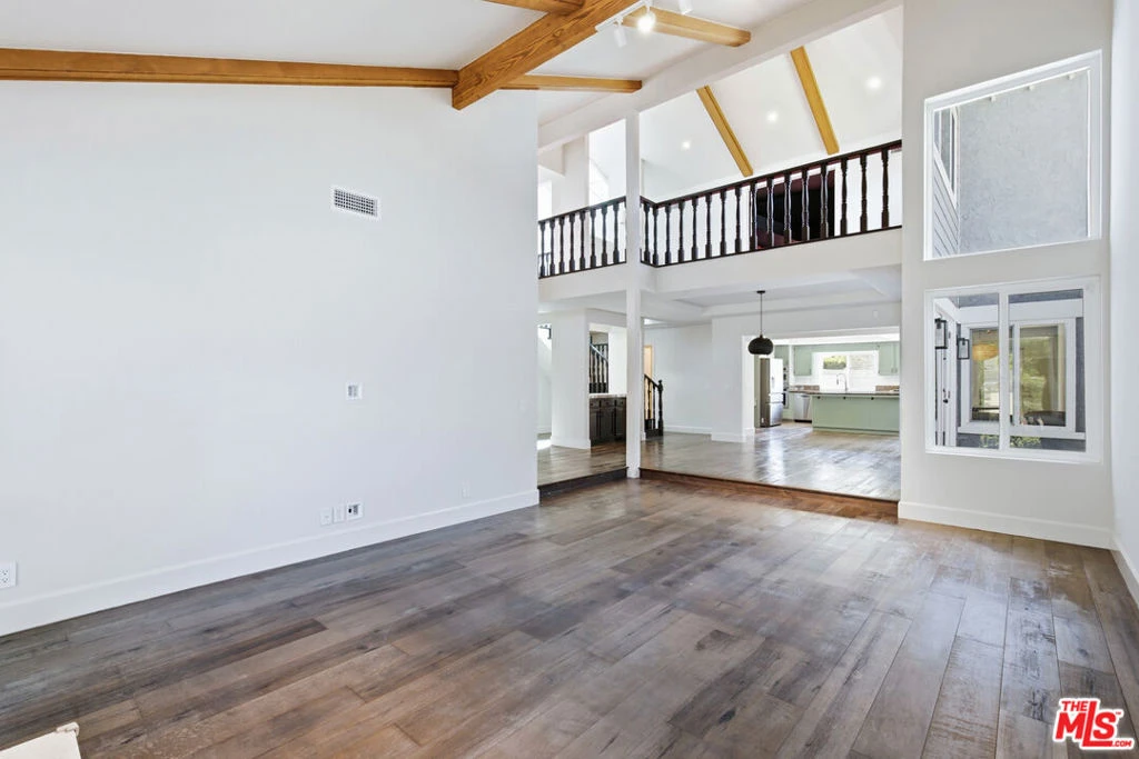 Interior 2