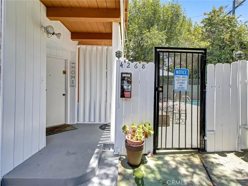 4268 Troost Avenue photo 2