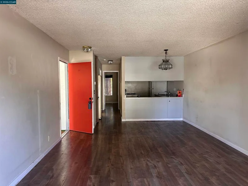 4081 Clayton Rd 211 photo 2