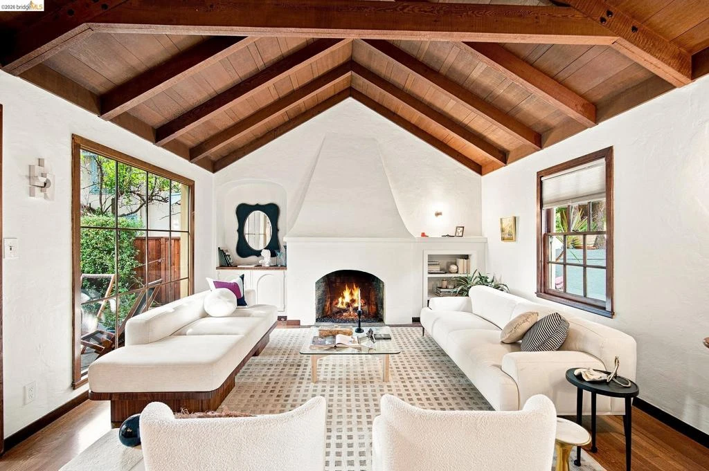Interior 2