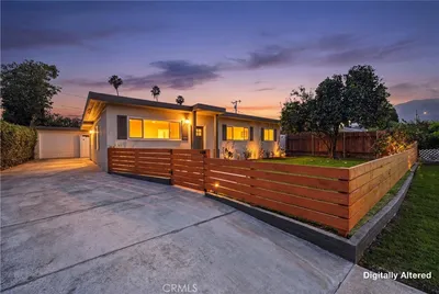 1829 Park Rose photo 2