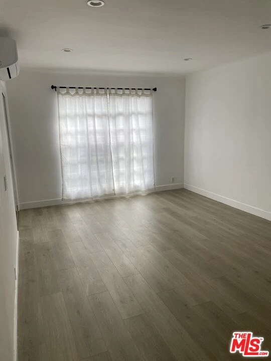 Interior 1